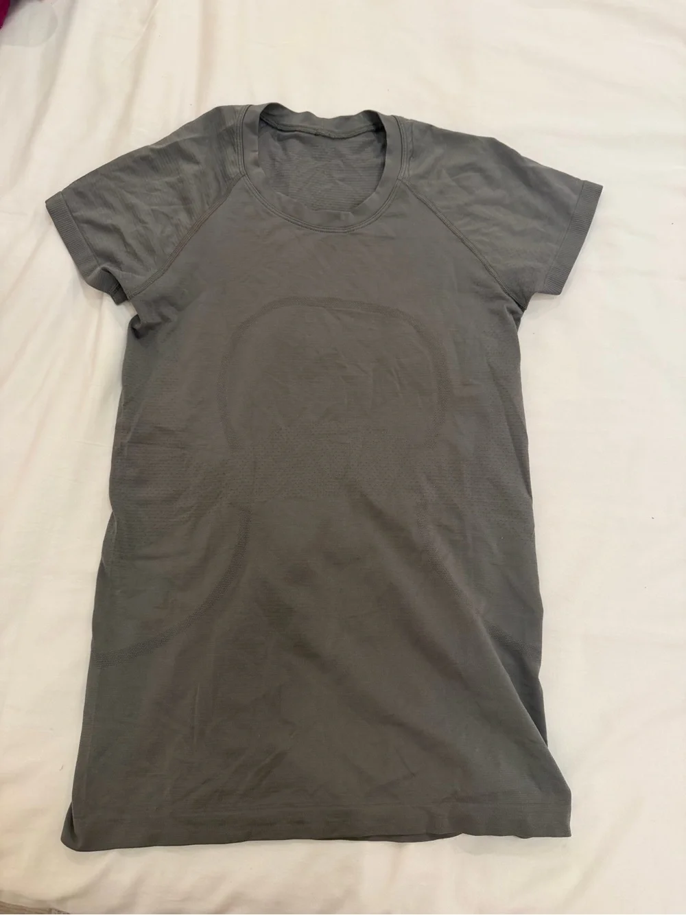 lululemon athletica Short-Sleeve Crew Neck Tee in Gray